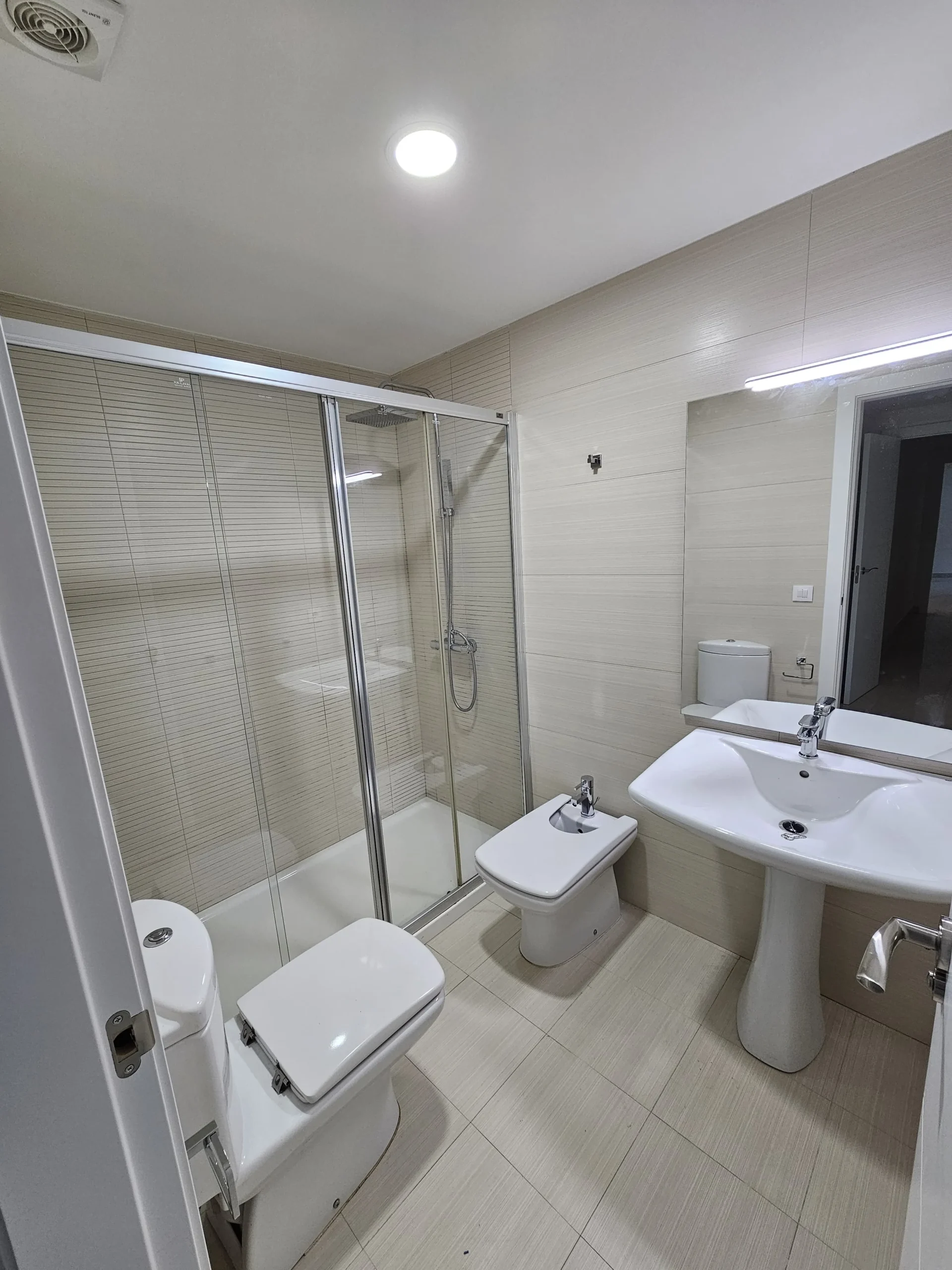 PISO EN CAÑITO BAZÁN